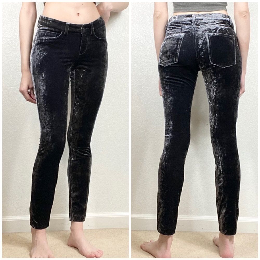 NWOT Cambio Lea Navy Crushed Velvet Skinny Pants